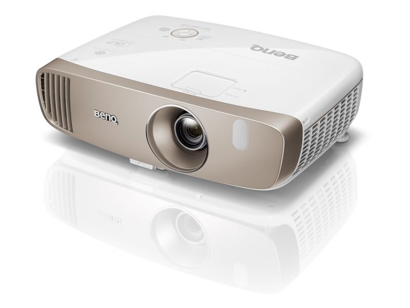 BenQ Home Video Projectors W2000 Menghadirkan Pengalaman Menonton Bioskop ke Ruang Tamu Anda